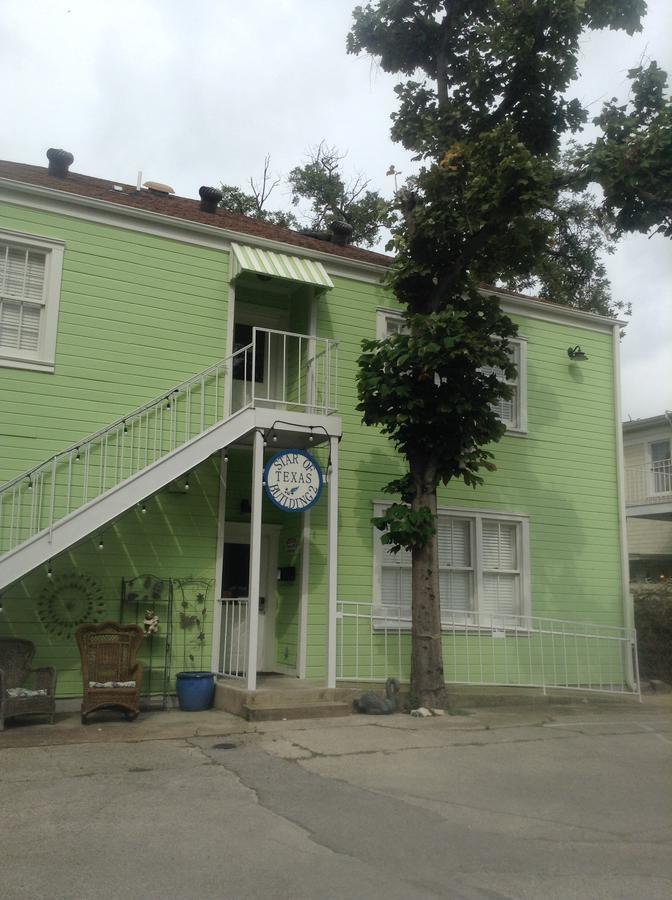 Star Of Texas Inn Building Two Austin Extérieur photo